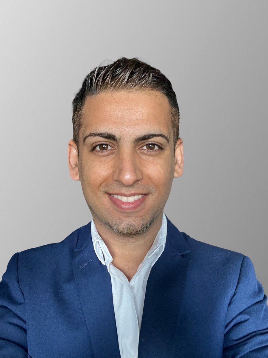 Portrait of Dr Hamid Shiri, Business Advisor at SignalCraft